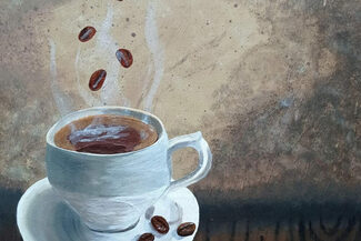 Eine gemalte Kaffeetasse, in die Bohnen fallen.