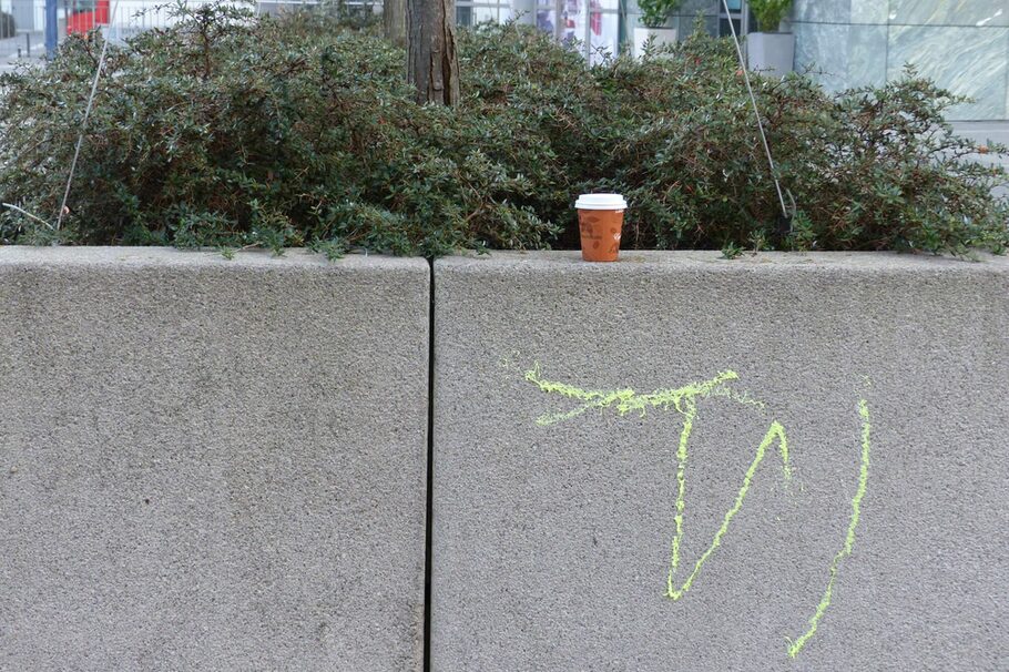 Müll und Graffiti