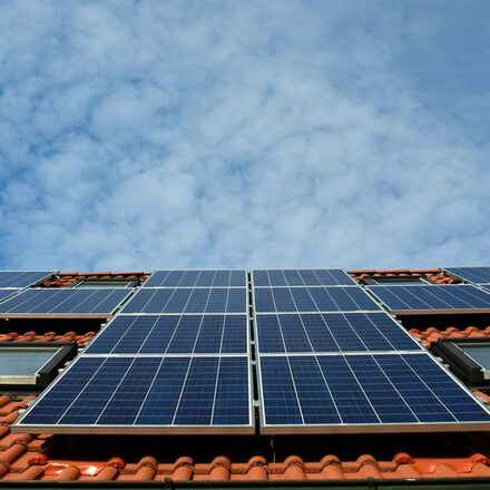 Photovoltaikanlage auf einem Gebäudedach