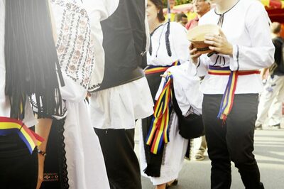 Tänzer der Bulgarischen Gemeinde