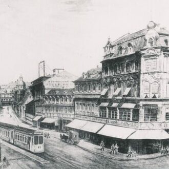 Historisches Foto des Marktplatz mit Straßenbahn