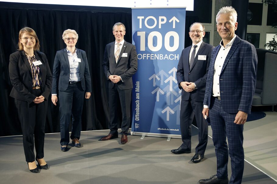 Teilnehmende beim Top 100-Treffen 2022