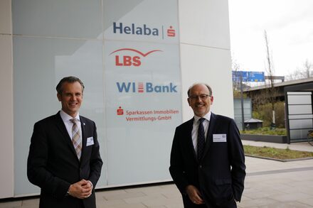 Oberbürgermeister Dr. Felix Schwenke und Thomas Groß, CEO Helaba, beim Top 100-Treffen