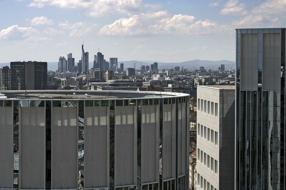 Haus der Wirtschaft - Skyline Frankfurt