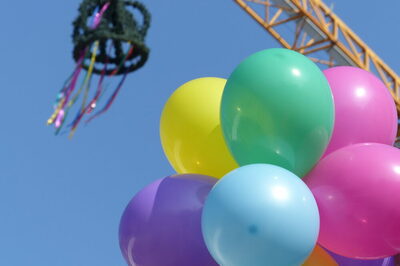 Luftballons und Richtkranz