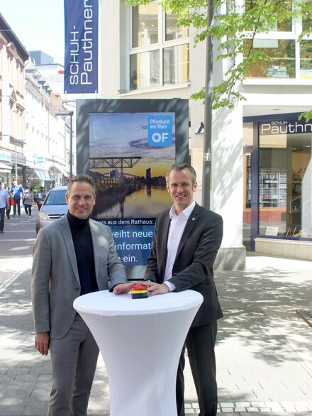 DSM-Geschäftsführer Dirk Geßner und OB Dr. Felix Schwenke.