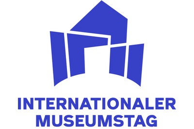 Logo des Internationalen Museumstag in blau vor weißem Grund