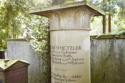 Grabmal Friedrich Metzler