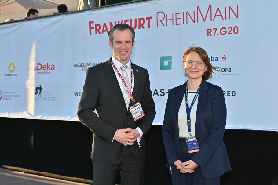 Oberbürgermeister Dr. Felix Schwenke und Bozica Niermann auf der MIPIM 2023