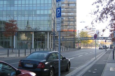 Behindertenparkplatz Berliner Straße 80