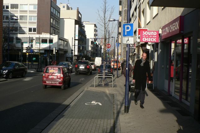Behindertenparkplatz Kaiserstraße 31